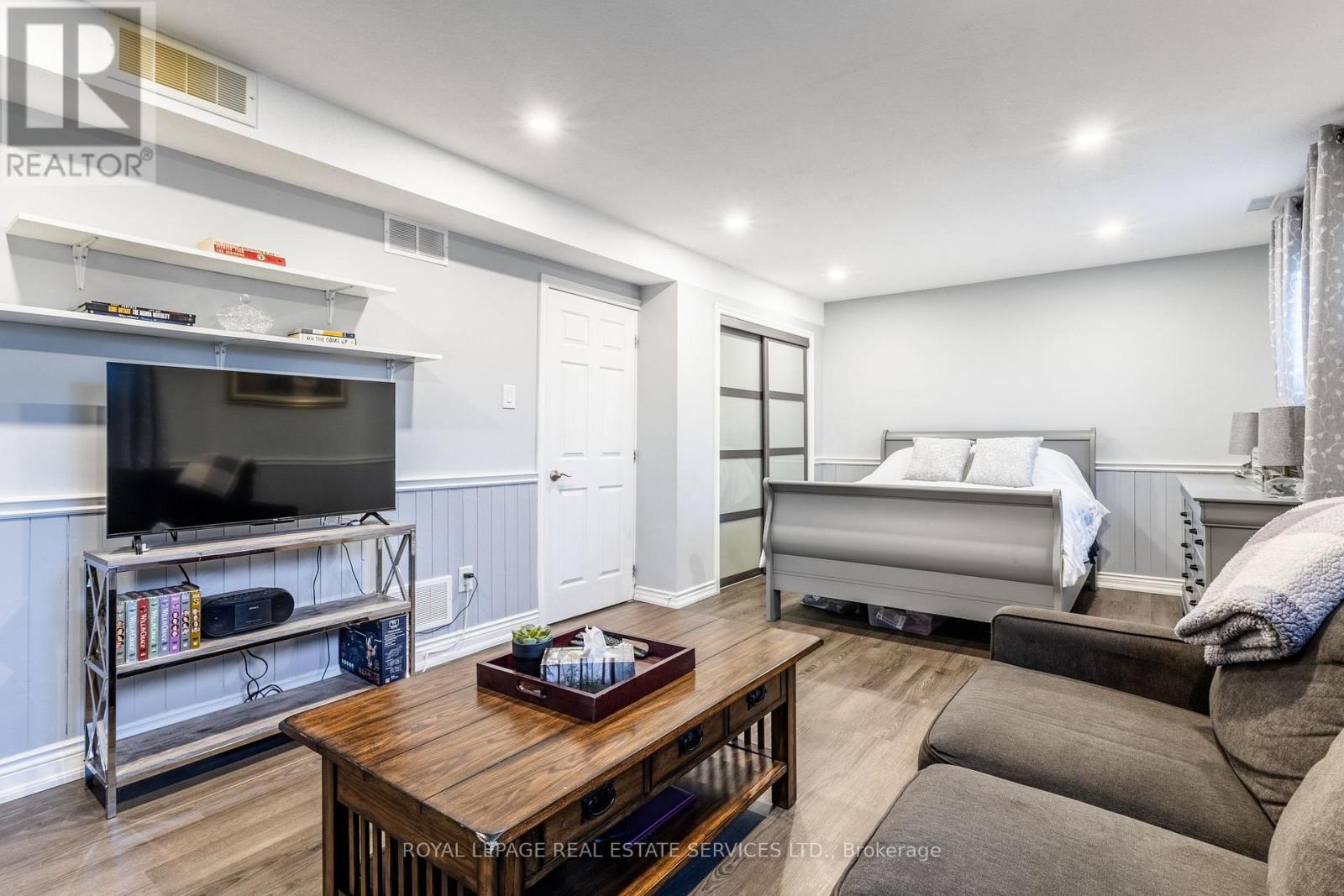 19 Southglen Road, Brant, Ontario  N3R 6Z8 - Photo 22 - X12833422