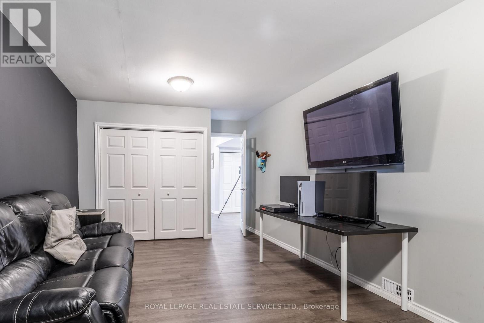 19 Southglen Road, Brant, Ontario  N3R 6Z8 - Photo 25 - X12833422