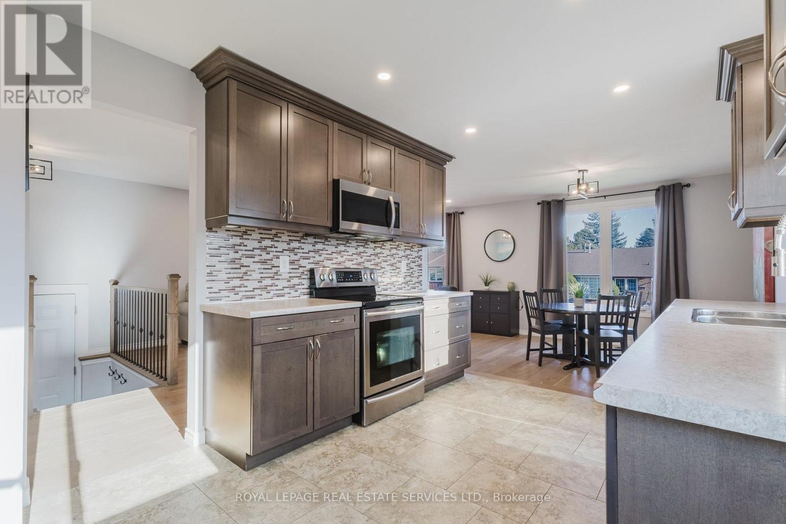 19 Southglen Road, Brant, Ontario  N3R 6Z8 - Photo 7 - X12833422