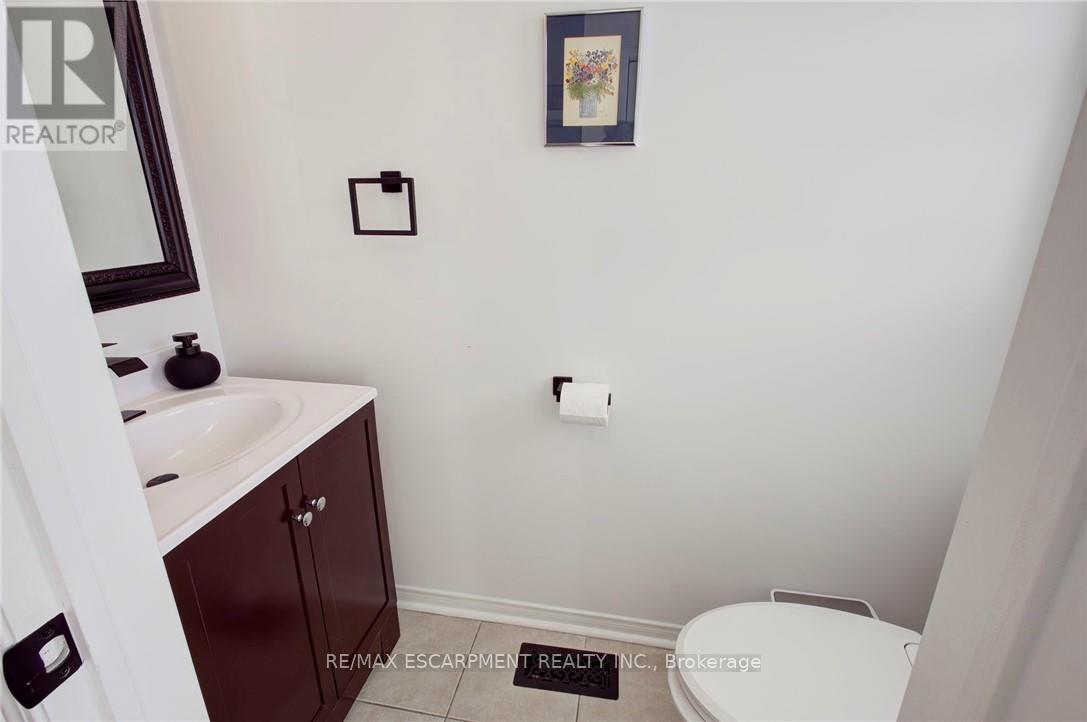 106 Voyager Pass, Hamilton, Ontario L0R 1C0 - Photo 20 - X12833424