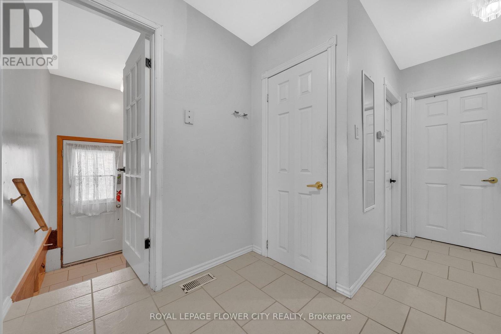 6768 Keiffer Street, Niagara Falls, Ontario  L2E 5K1 - Photo 24 - X12833480