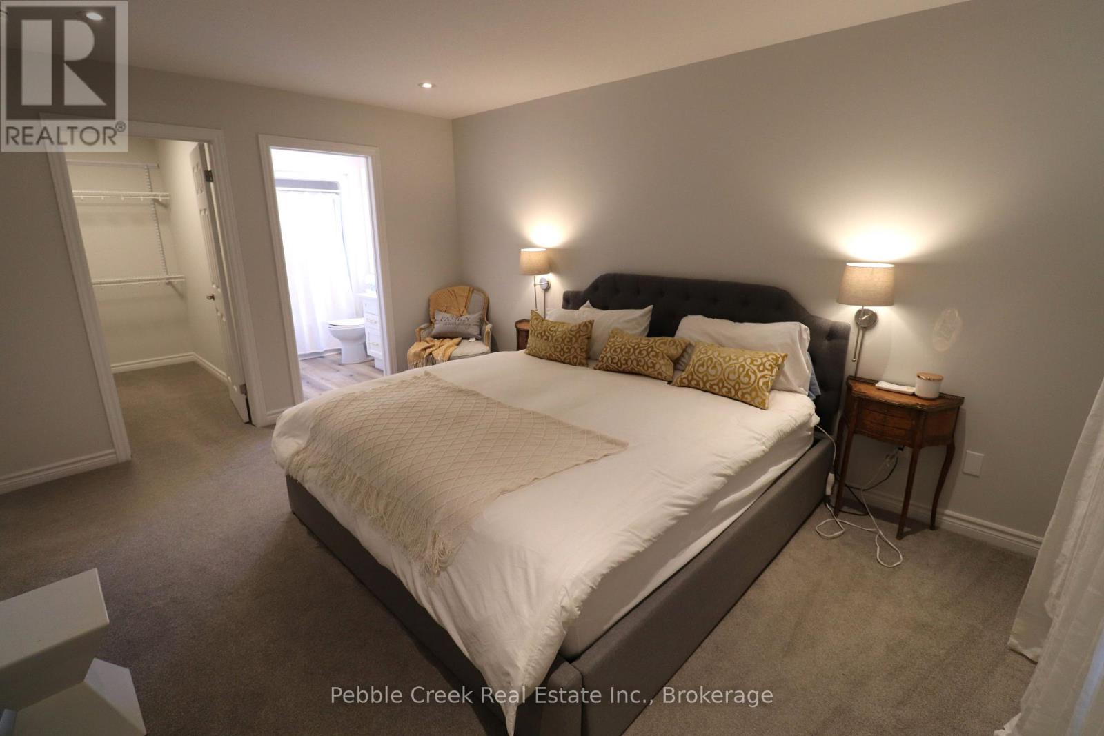 9 Sweet Water Drive N, Ashfield-Colborne-Wawanosh, Ontario N7A 0C1 - Photo 18 - X12833550