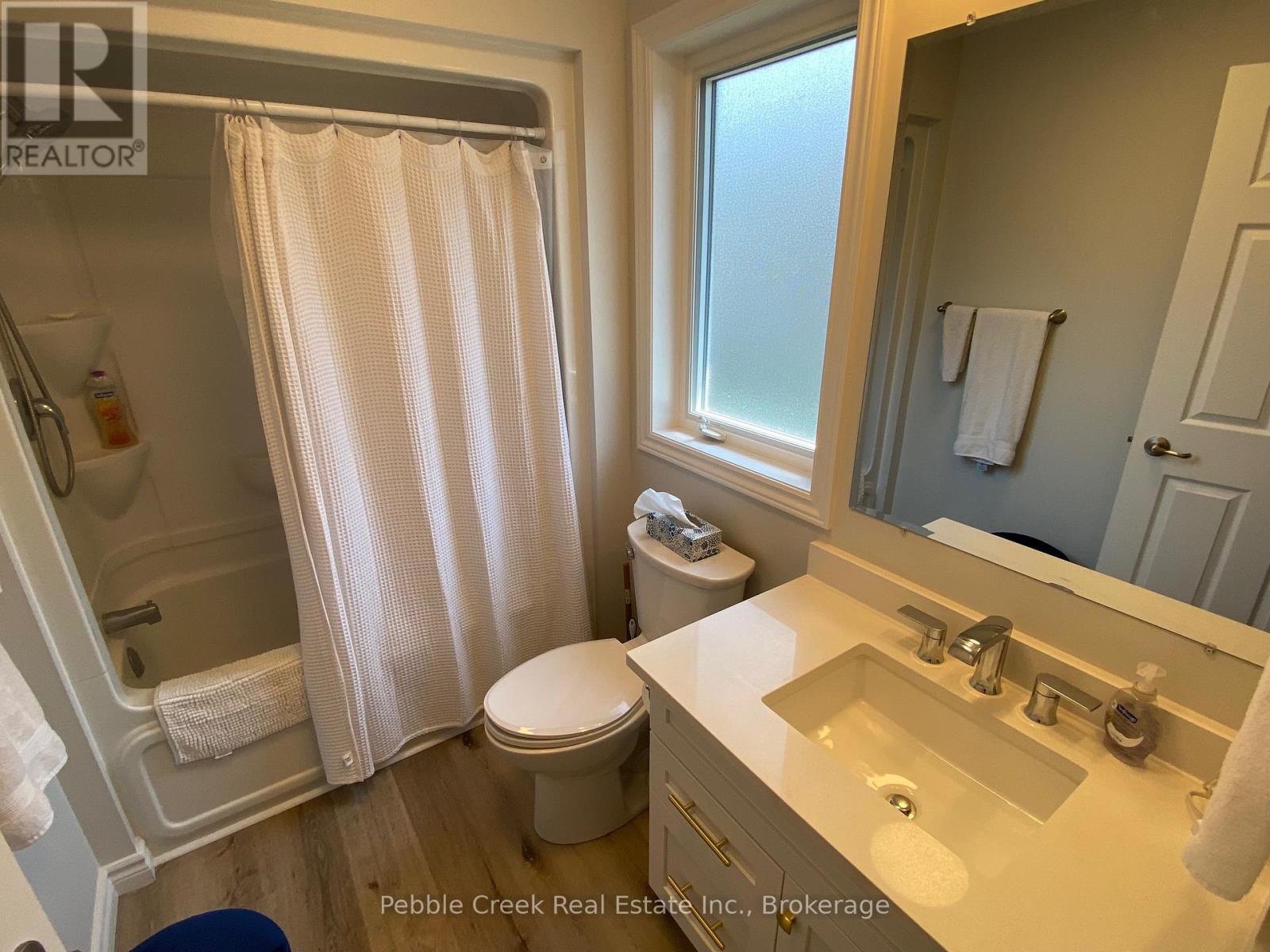 9 Sweet Water Drive N, Ashfield-Colborne-Wawanosh, Ontario N7A 0C1 - Photo 20 - X12833550