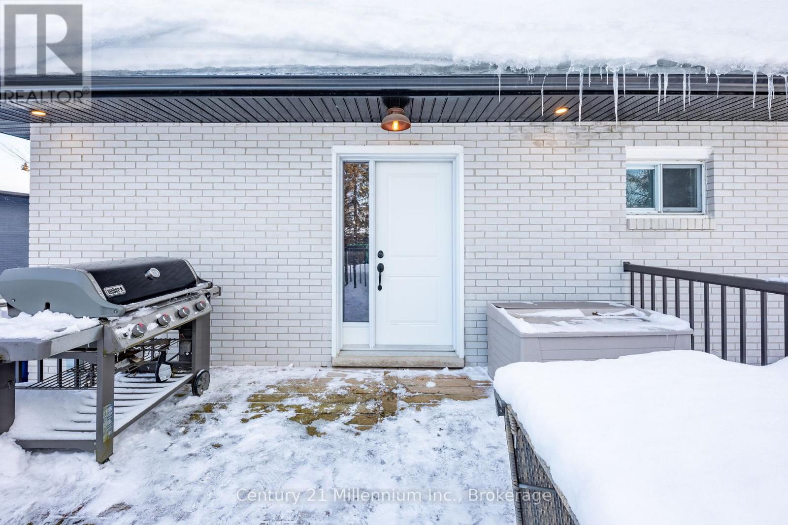 155 Artemesia Street N, Southgate, Ontario N0C 1B0 - Photo 36 - X12833564