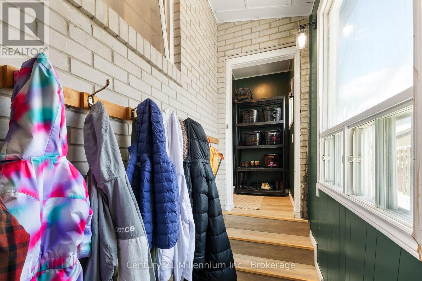 155 Artemesia Street N, Southgate, Ontario N0C 1B0 - Photo 5 - X12833564