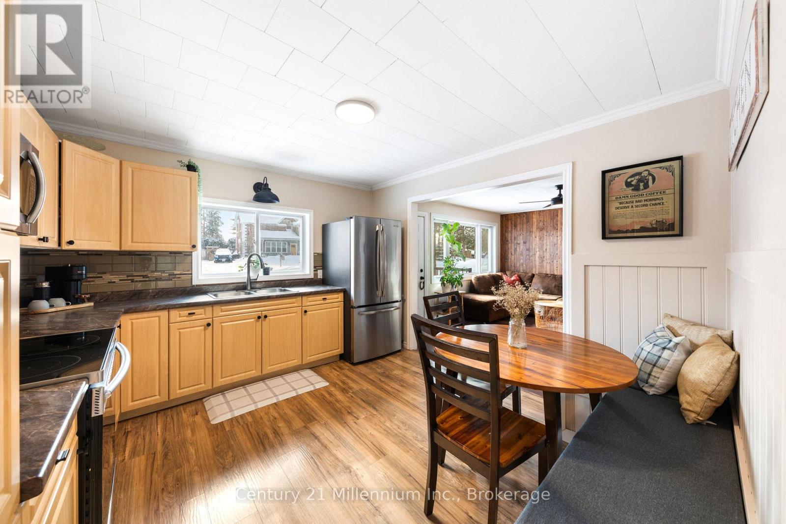 155 Artemesia Street N, Southgate, Ontario N0C 1B0 - Photo 7 - X12833564