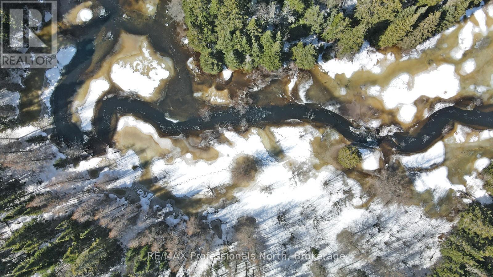 1086 Stothart Creek Road, Dysart Et Al, Ontario K0M 1S0 - Photo 3 - X12833574