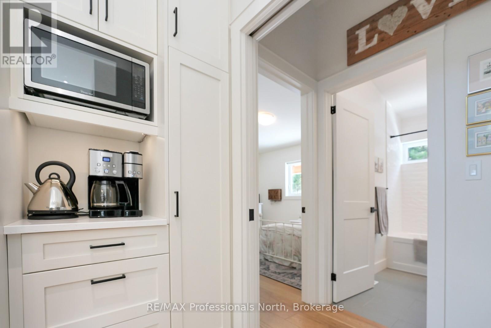 1086 Stothart Creek Road, Dysart Et Al, Ontario K0M 1S0 - Photo 32 - X12833574