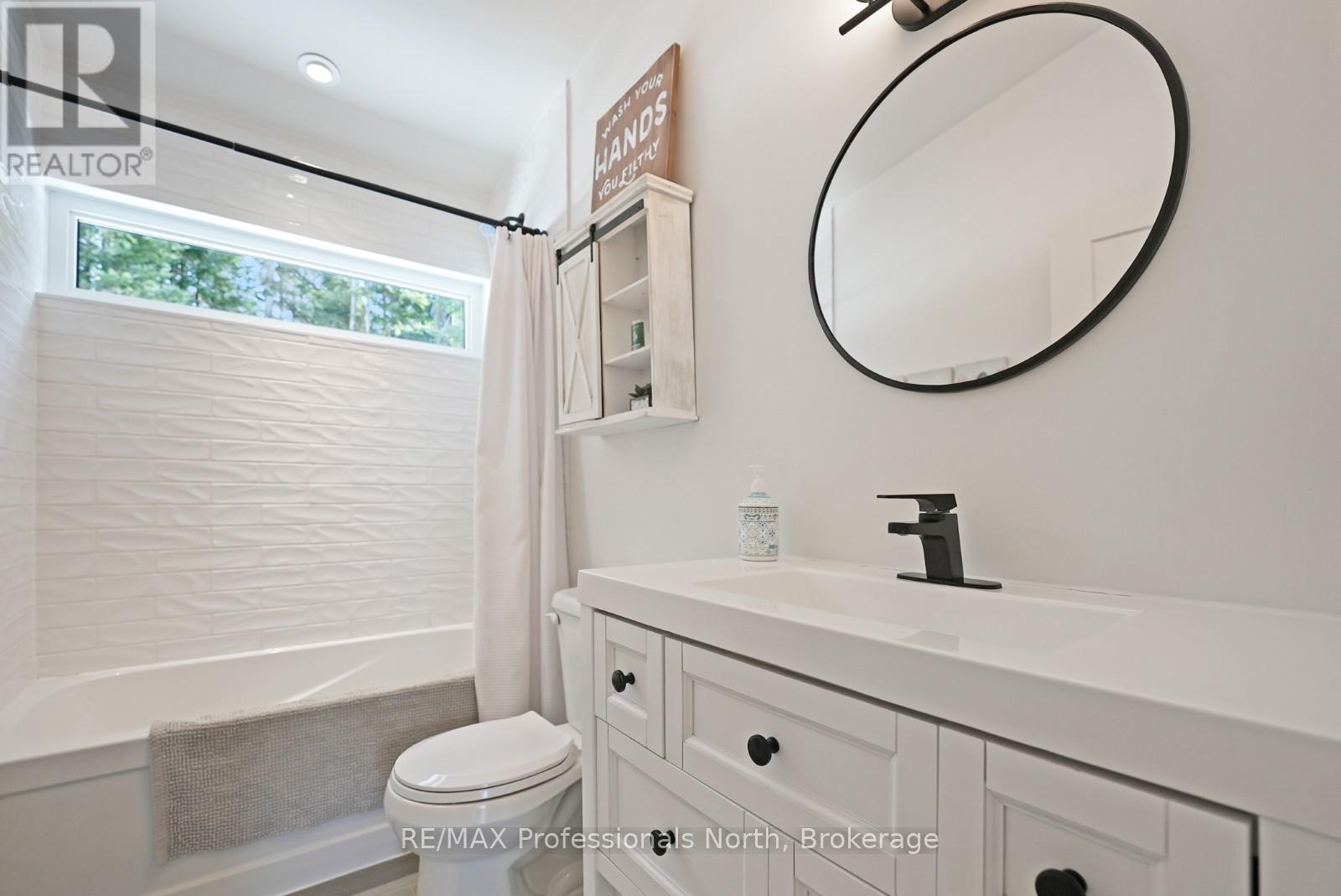 1086 Stothart Creek Road, Dysart Et Al, Ontario K0M 1S0 - Photo 35 - X12833574