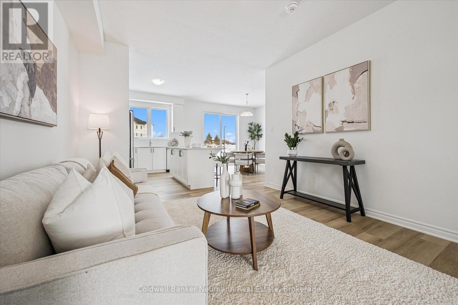 232 Stamson Street, Kitchener, Ontario N2E 4C7 - Photo 5 - X12833576