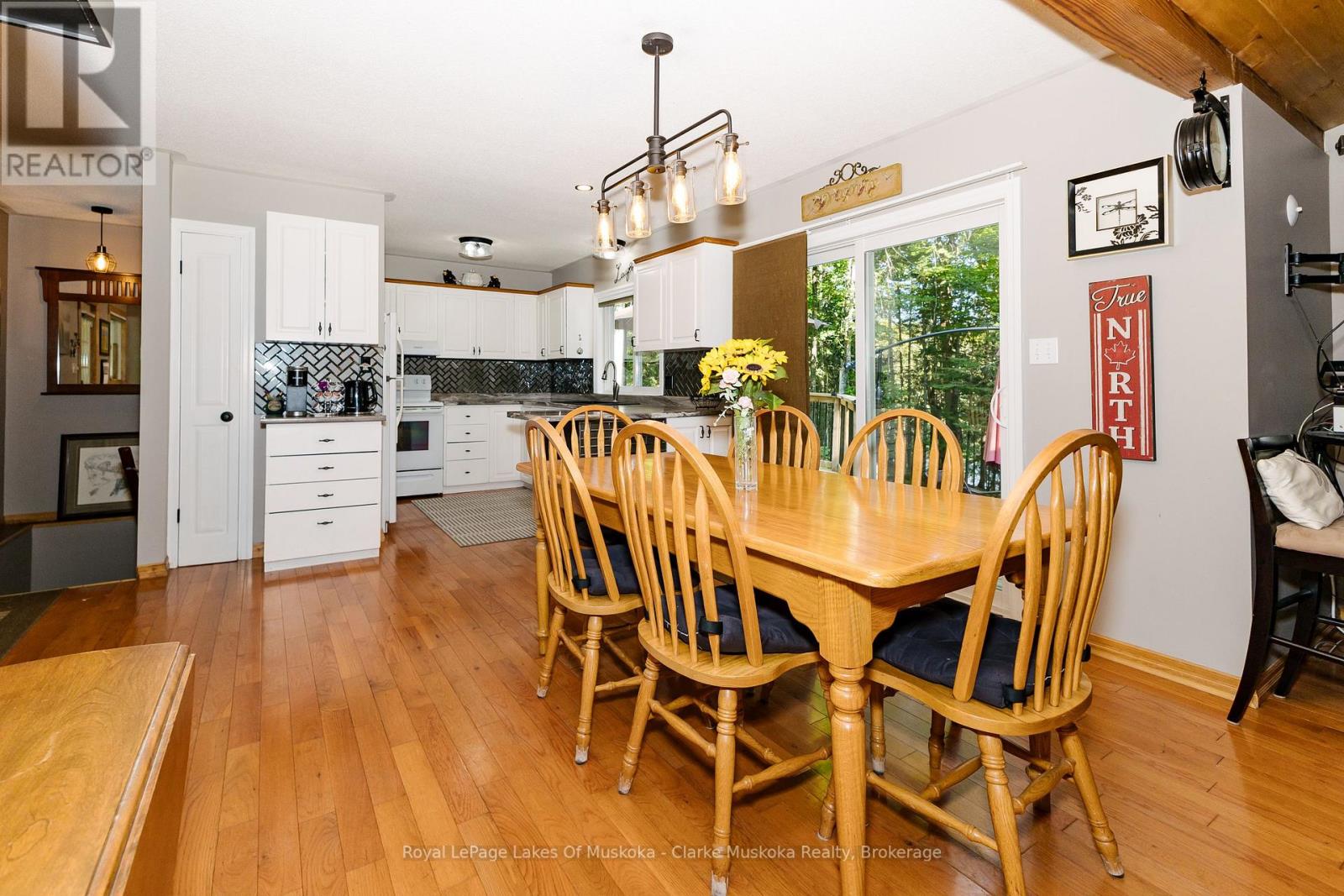 1157 Between Lakes Trail, Minden Hills, Ontario K0M 1J1 - Photo 28 - X12833578