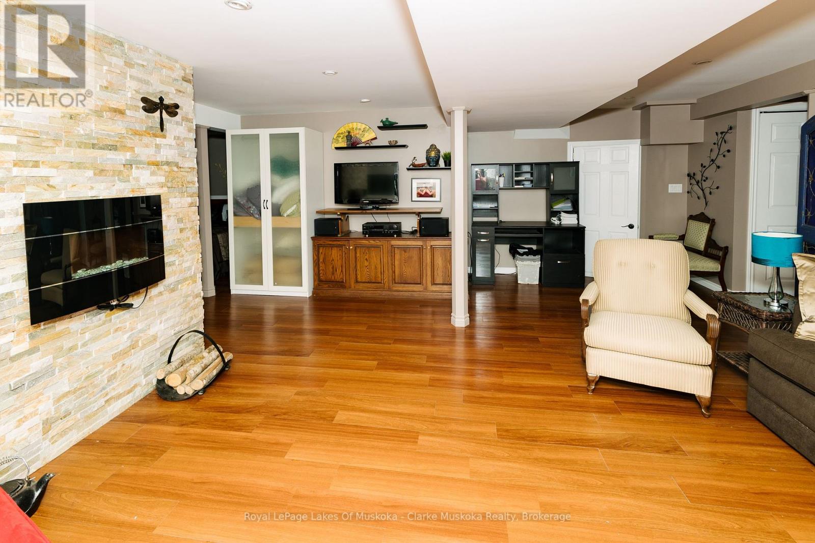 1157 Between Lakes Trail, Minden Hills, Ontario K0M 1J1 - Photo 38 - X12833578