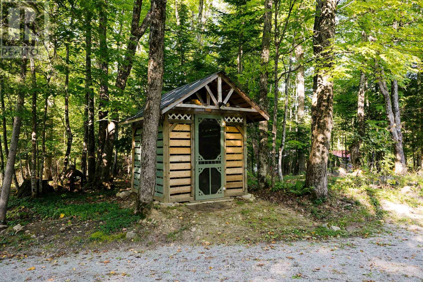 1157 Between Lakes Trail, Minden Hills, Ontario K0M 1J1 - Photo 46 - X12833578