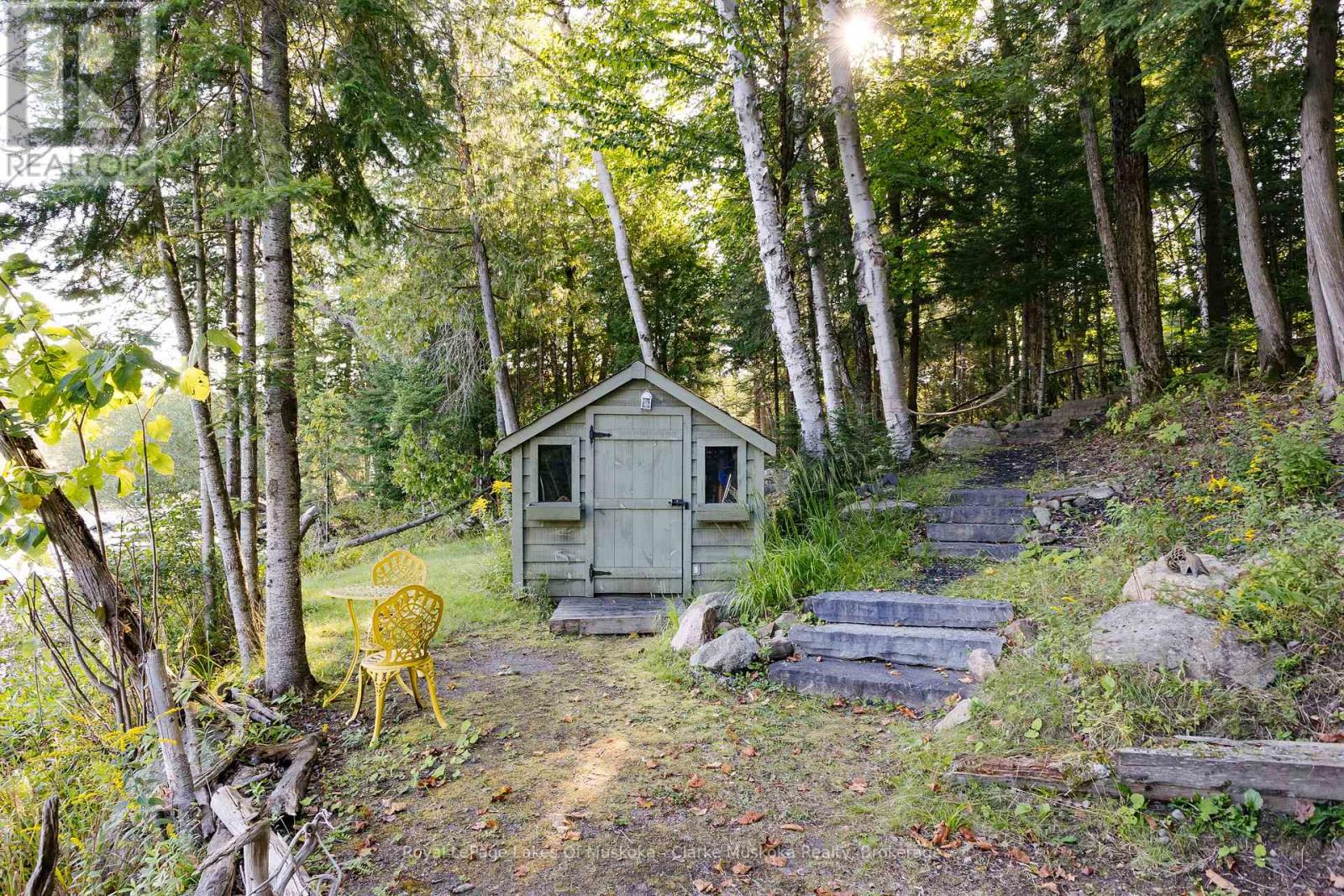 1157 Between Lakes Trail, Minden Hills, Ontario K0M 1J1 - Photo 9 - X12833578