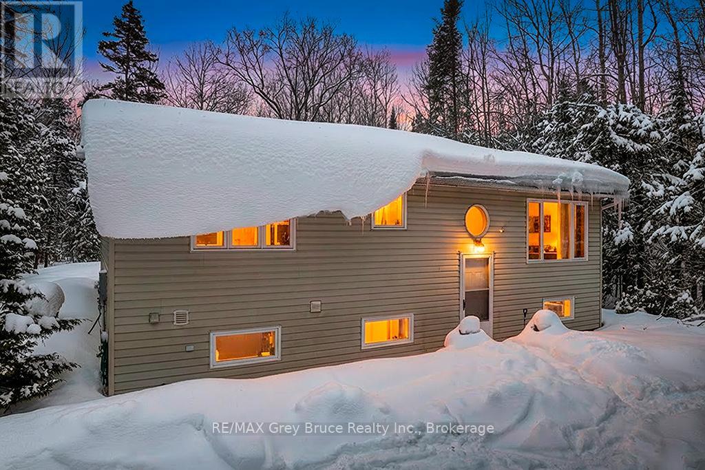 175 WARNER BAY ROAD, Northern Bruce Peninsula, Ontario