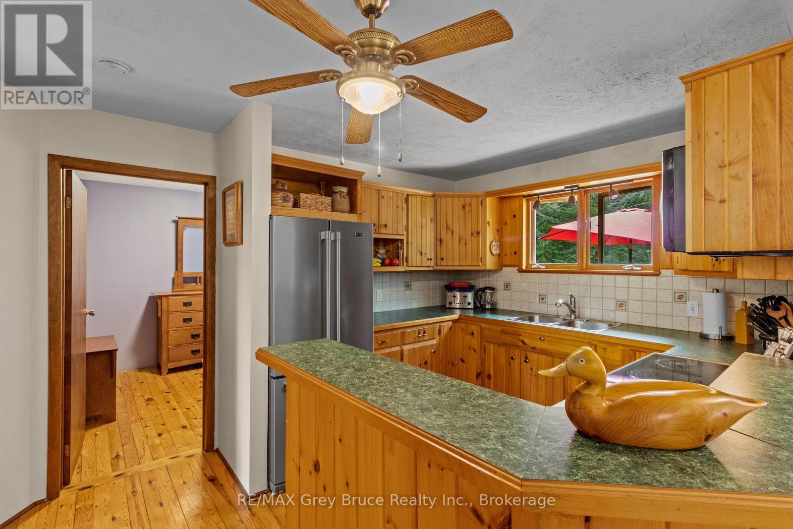 175 Warner Bay Road, Northern Bruce Peninsula, Ontario  N0H 2R0 - Photo 23 - X12833612