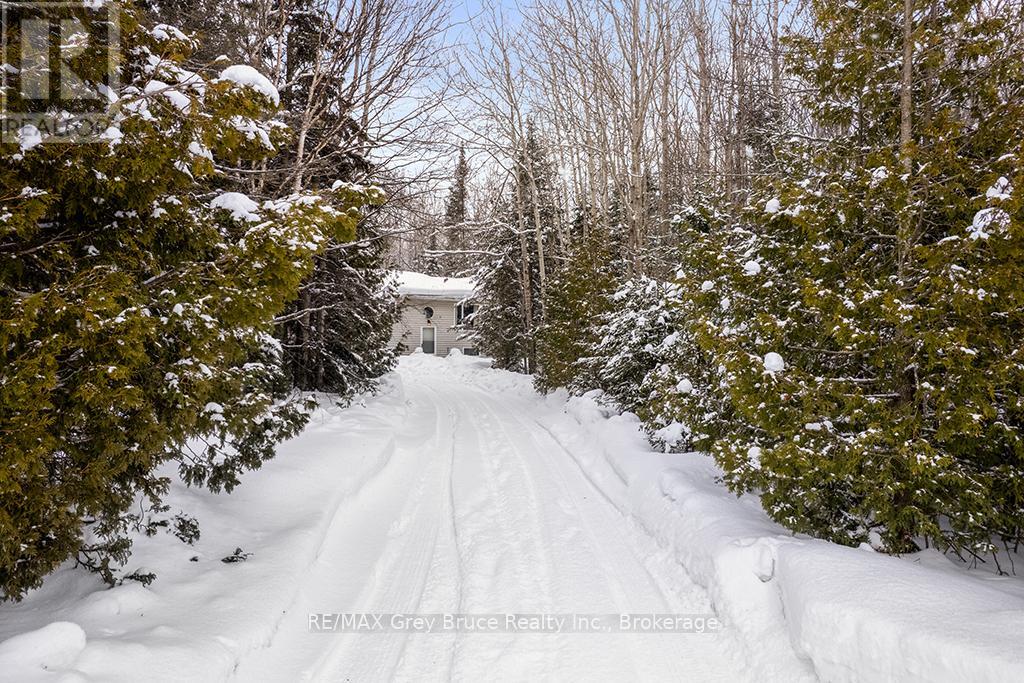 175 Warner Bay Road, Northern Bruce Peninsula, Ontario  N0H 2R0 - Photo 4 - X12833612