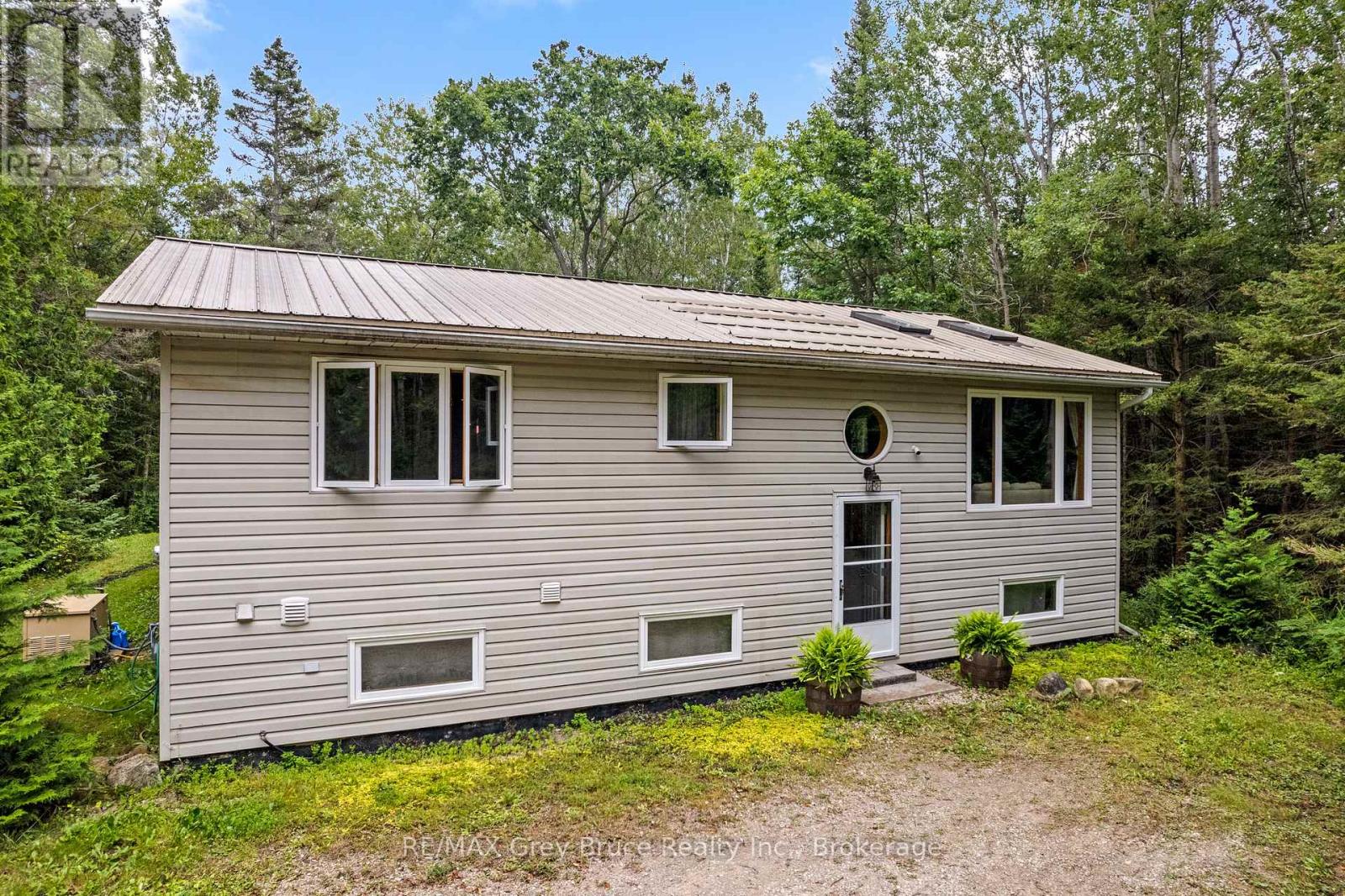 175 Warner Bay Road, Northern Bruce Peninsula, Ontario  N0H 2R0 - Photo 6 - X12833612