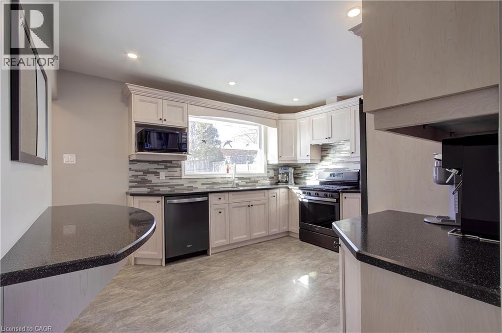 8 Jeanette Street, Hamilton, Ontario  L8V 2N3 - Photo 12 - 40798895