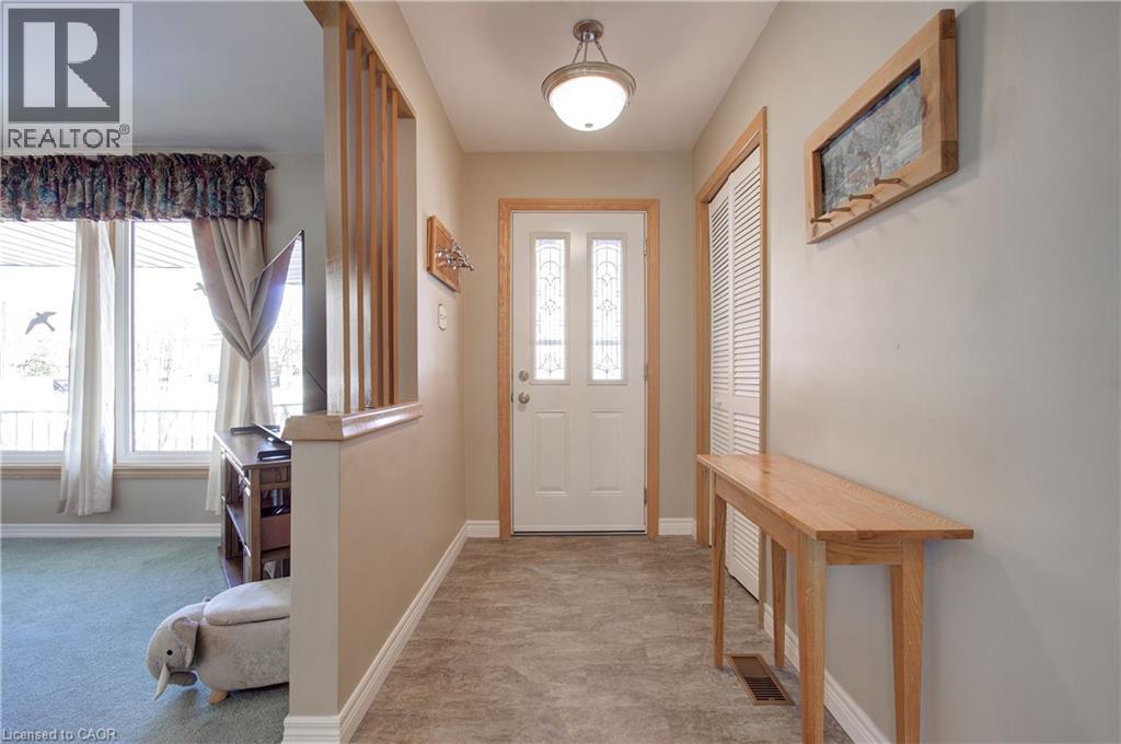 8 Jeanette Street, Hamilton, Ontario  L8V 2N3 - Photo 5 - 40798895