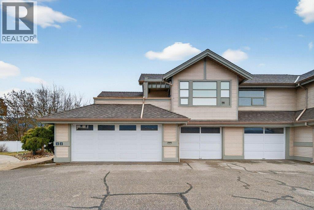 111 Harbourfront Drive Nw Unit# 2, Salmon Arm, British Columbia V1E 1A3 - Photo 3 - 10374426