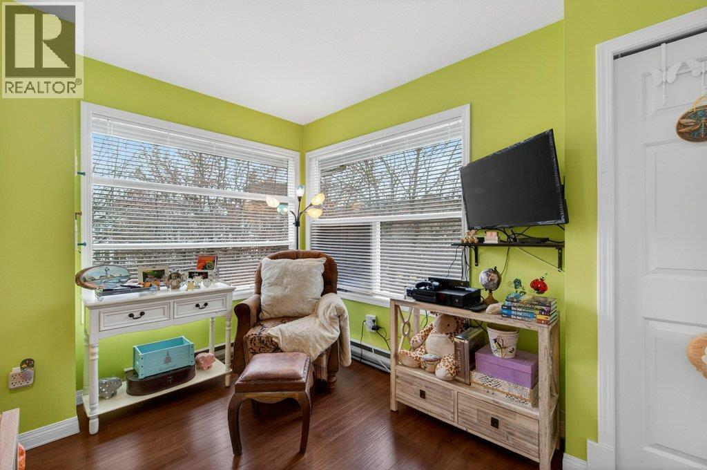 111 Harbourfront Drive Nw Unit# 2, Salmon Arm, British Columbia V1E 1A3 - Photo 43 - 10374426