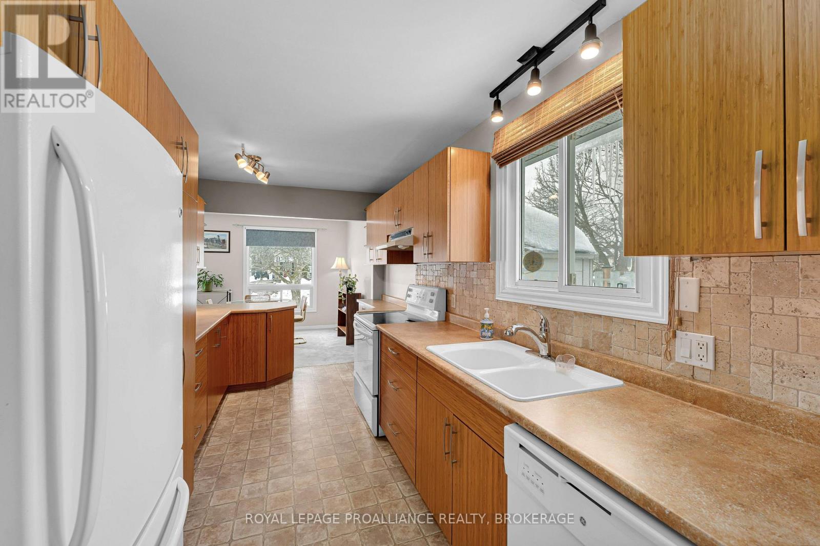 988 Pinewood Place, Kingston, Ontario K7P 1L5 - Photo 17 - X12833692