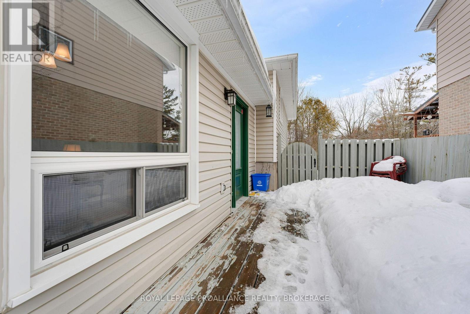 988 Pinewood Place, Kingston, Ontario K7P 1L5 - Photo 6 - X12833692