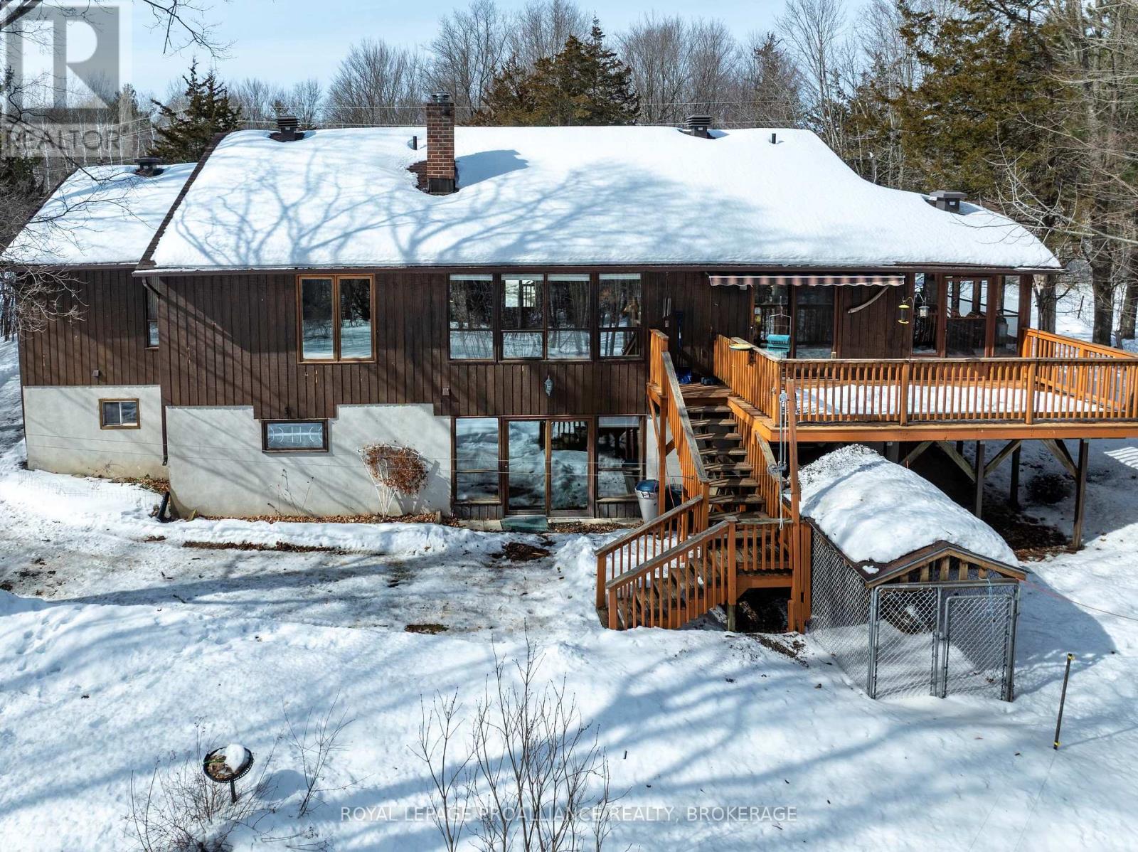 9889 Perth Road, Rideau Lakes, Ontario  K0G 1X0 - Photo 2 - X12833734