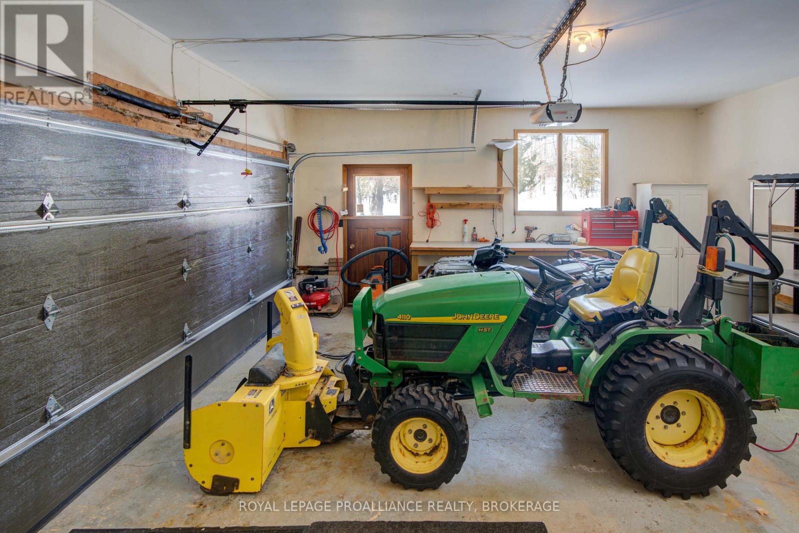 9889 Perth Road, Rideau Lakes, Ontario  K0G 1X0 - Photo 32 - X12833734