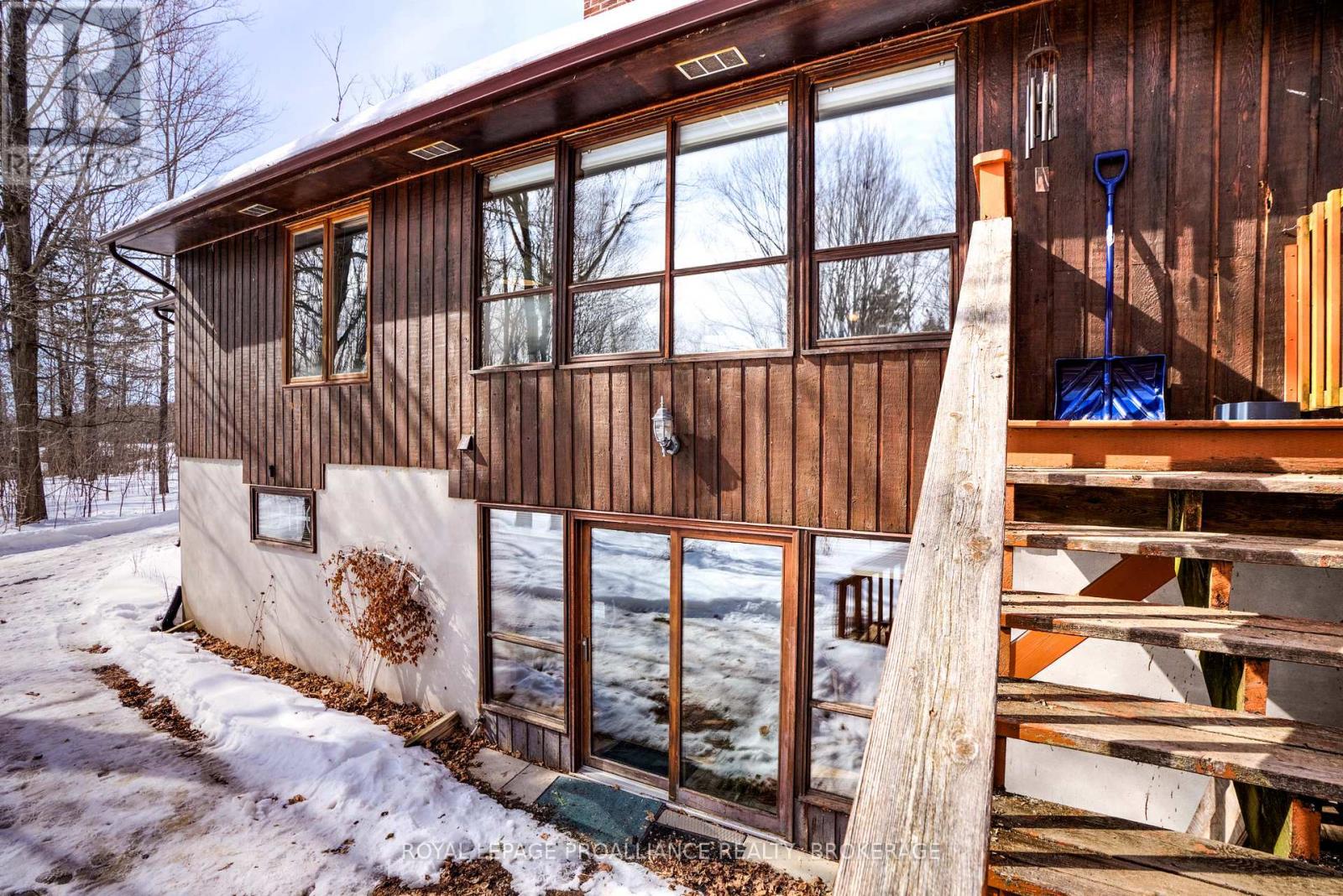 9889 Perth Road, Rideau Lakes, Ontario  K0G 1X0 - Photo 47 - X12833734