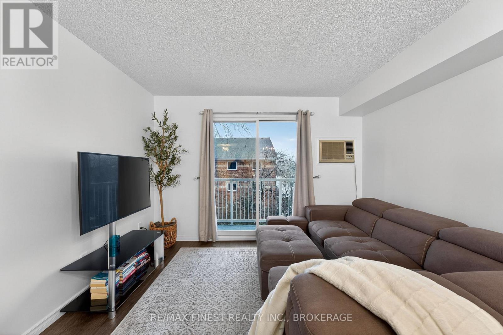 311 - 316 Kingsdale Avenue, Kingston, Ontario  K7M 8S2 - Photo 10 - X12833876