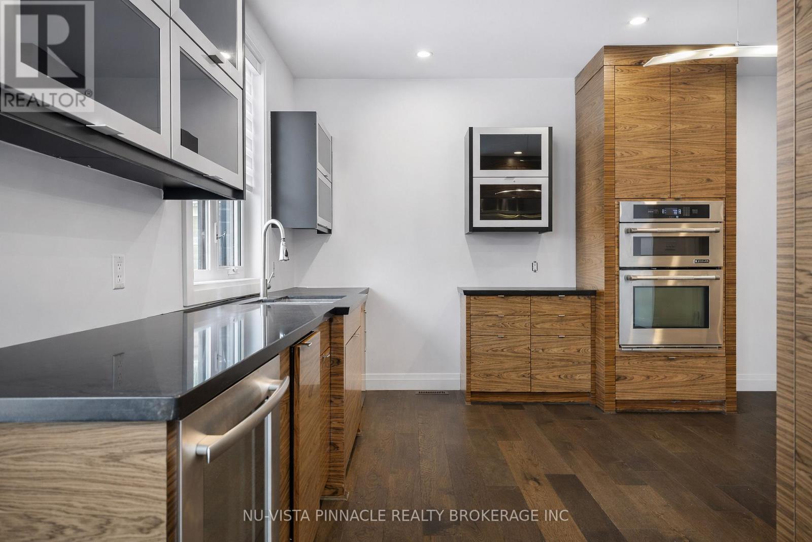 16 - 433 Hyde Park Road, London North, Ontario  N6H 3R9 - Photo 7 - X12833638