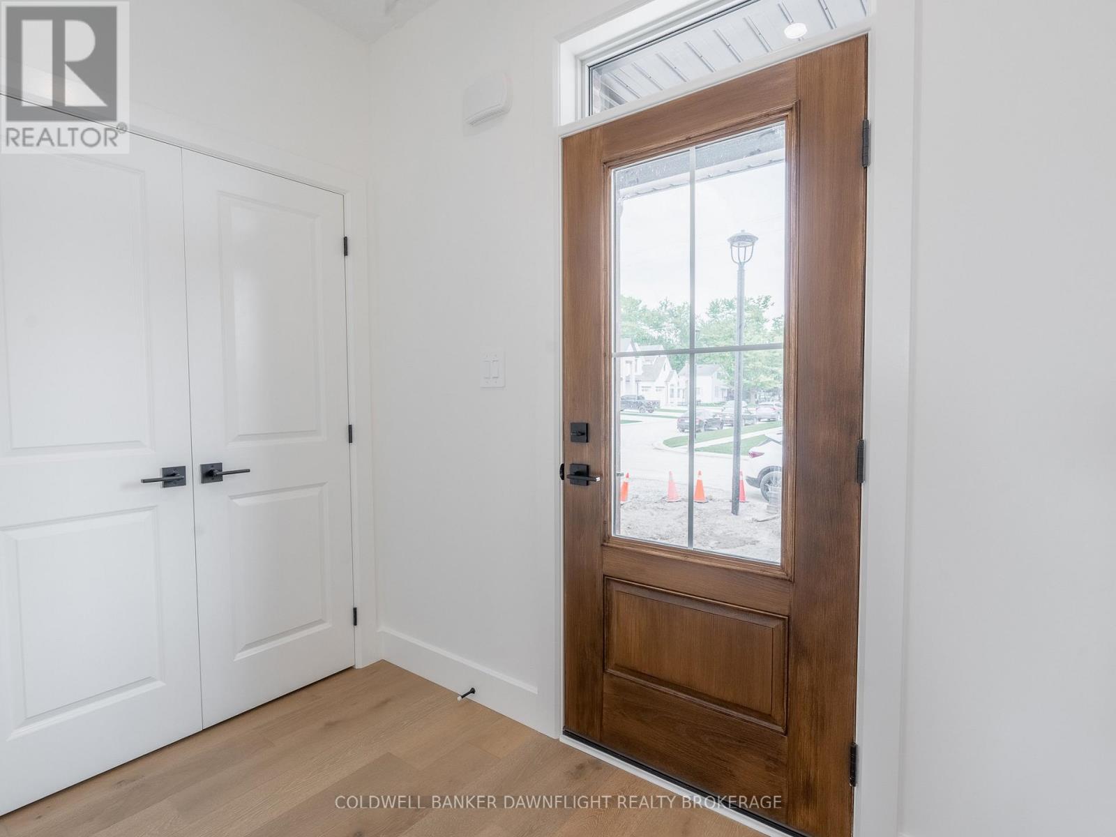 22 - 147 Scotts Drive, Lucan Biddulph, Ontario  N0M 2J0 - Photo 4 - X12833764