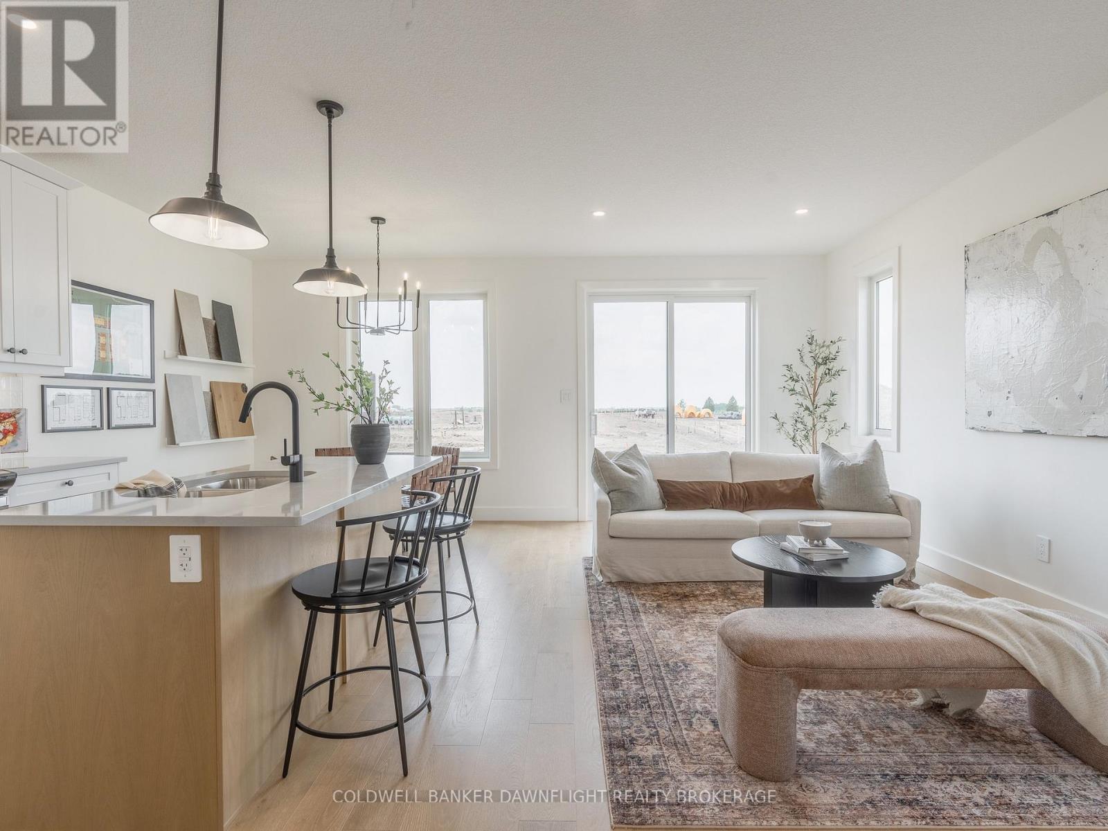 22 - 147 Scotts Drive, Lucan Biddulph, Ontario  N0M 2J0 - Photo 8 - X12833764