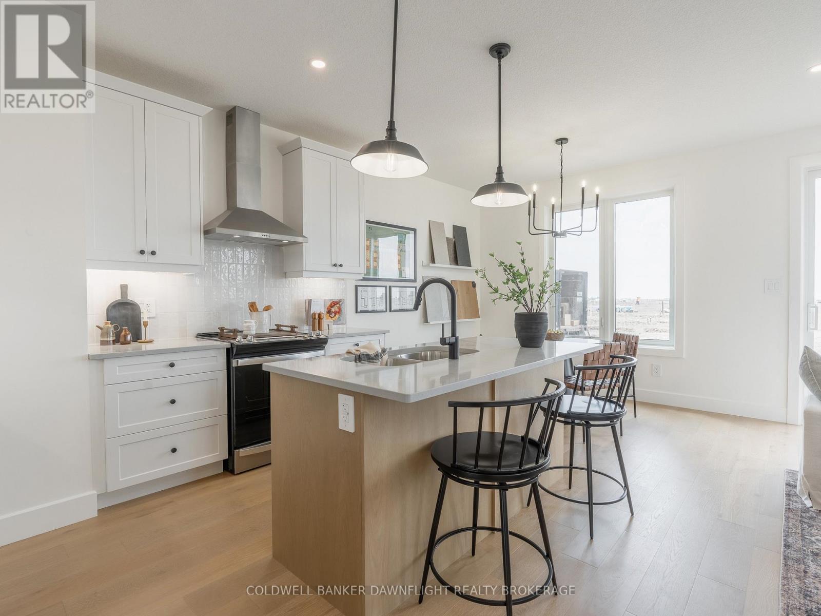 22 - 147 Scotts Drive, Lucan Biddulph, Ontario  N0M 2J0 - Photo 9 - X12833764