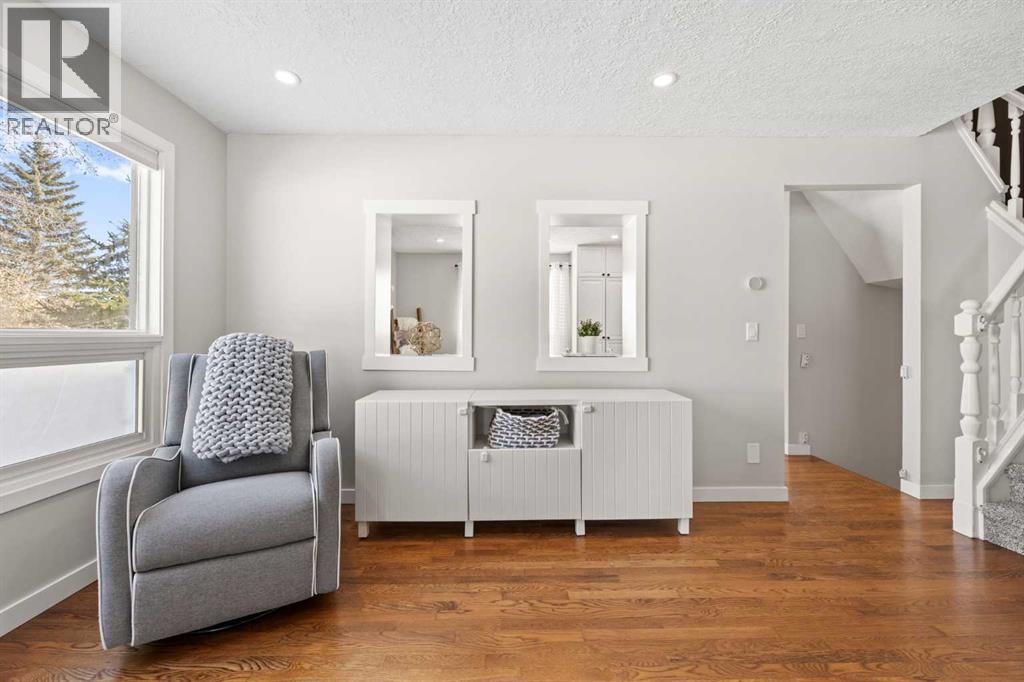 23 Millbank Drive Sw, Calgary, Alberta  T2Y 2B5 - Photo 7 - A2288793