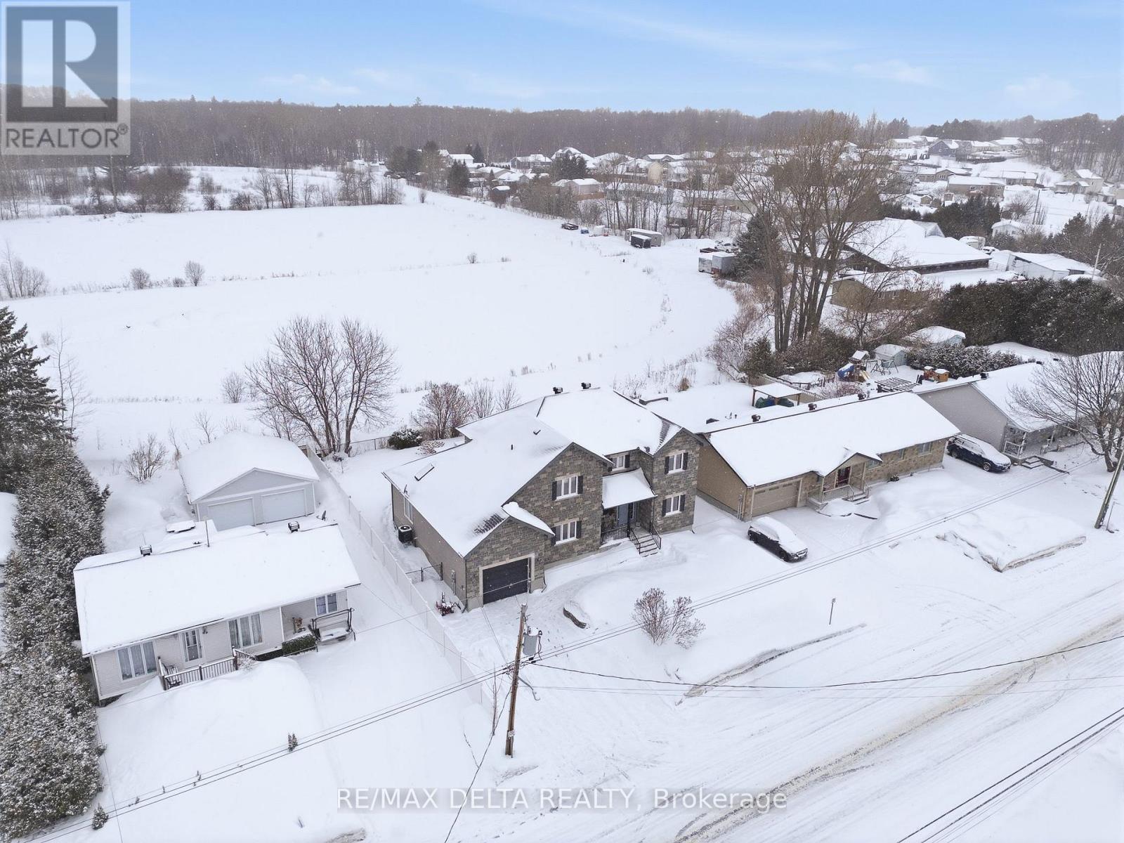 1820 Landry Road, Clarence-Rockland, Ontario  K0A 1N0 - Photo 3 - X12833714