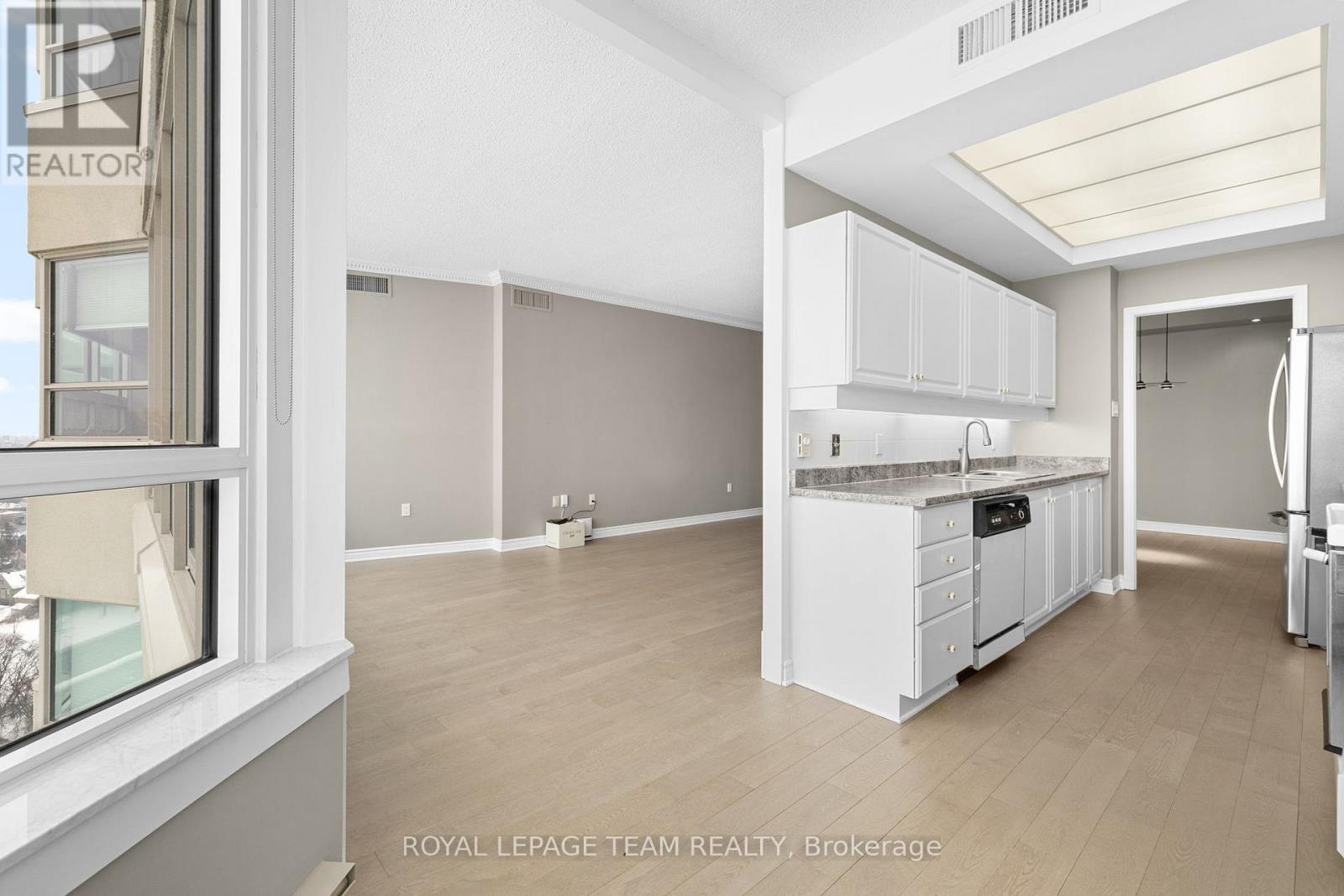 1803 - 1480 Riverside Drive, Ottawa, Ontario  K1G 5H2 - Photo 13 - X12833822