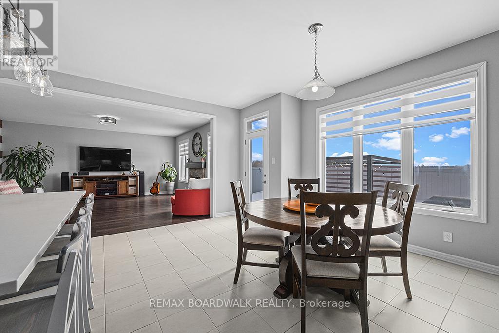 353 Sweetclover Way, Ottawa, Ontario  K4A 1E6 - Photo 18 - X12833856