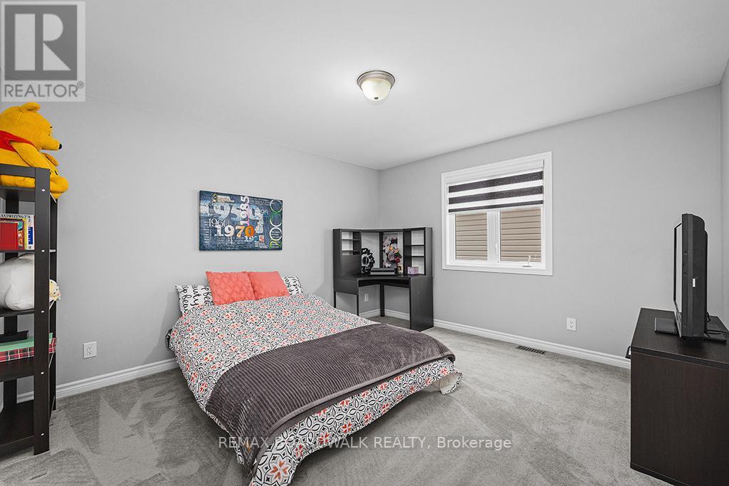 353 Sweetclover Way, Ottawa, Ontario  K4A 1E6 - Photo 32 - X12833856