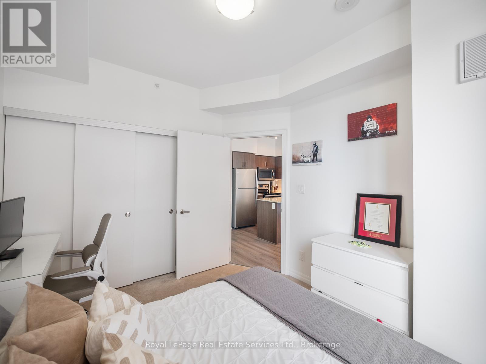 709 - 111 Worsley Street, Barrie, Ontario  L4M 0J5 - Photo 12 - S12833758