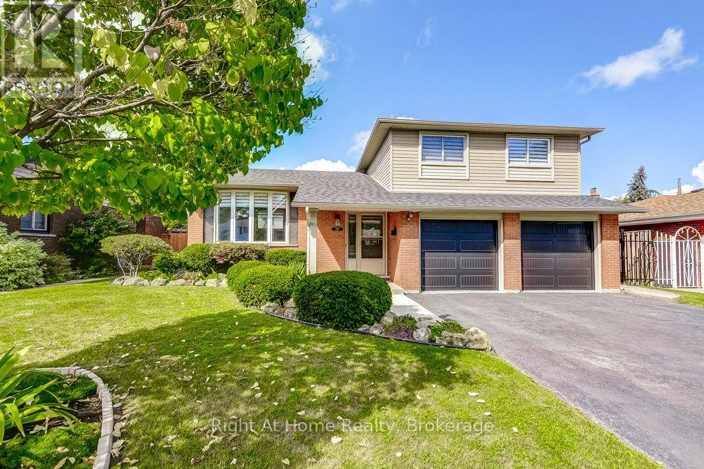 207 MONTMORENCY DRIVE, Hamilton, Ontario