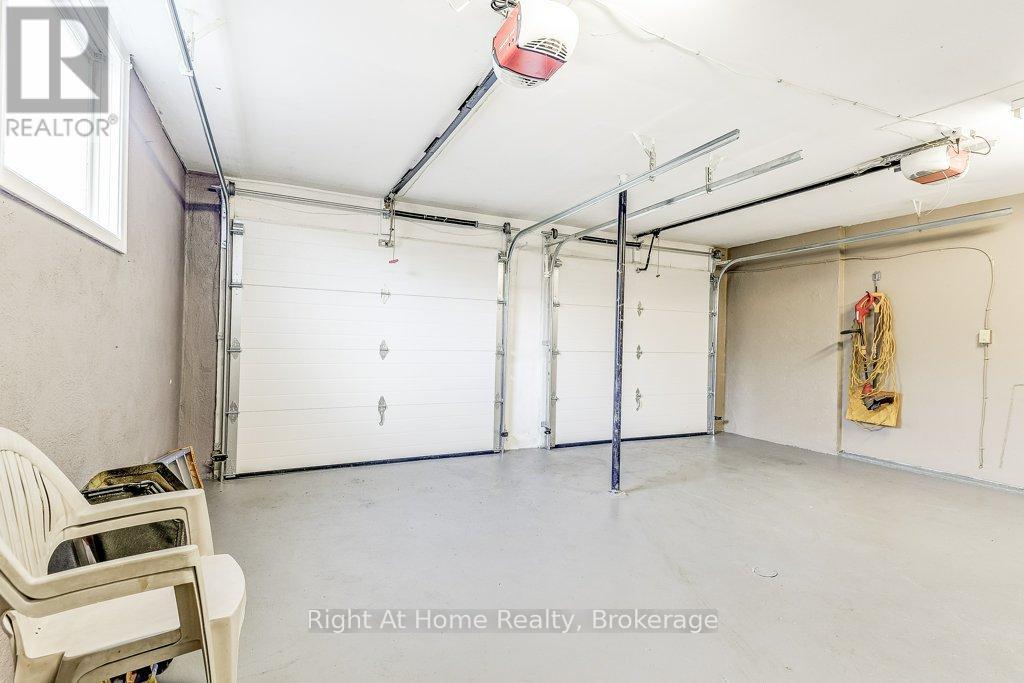 207 Montmorency Drive, Hamilton, Ontario  L8K 5H3 - Photo 24 - X12833552