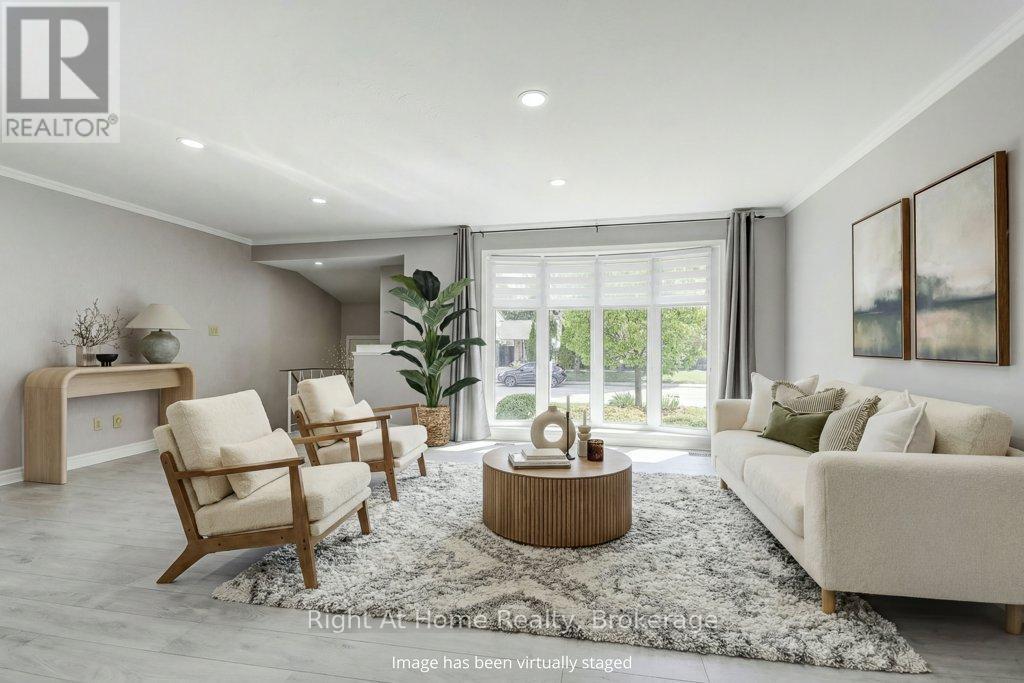 207 Montmorency Drive, Hamilton, Ontario  L8K 5H3 - Photo 5 - X12833552