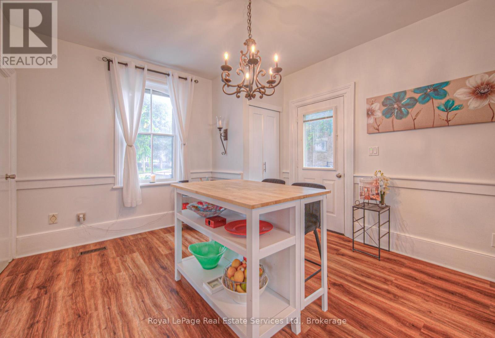 92 Adam Street, Cambridge, Ontario  N3C 2K6 - Photo 11 - X12833760