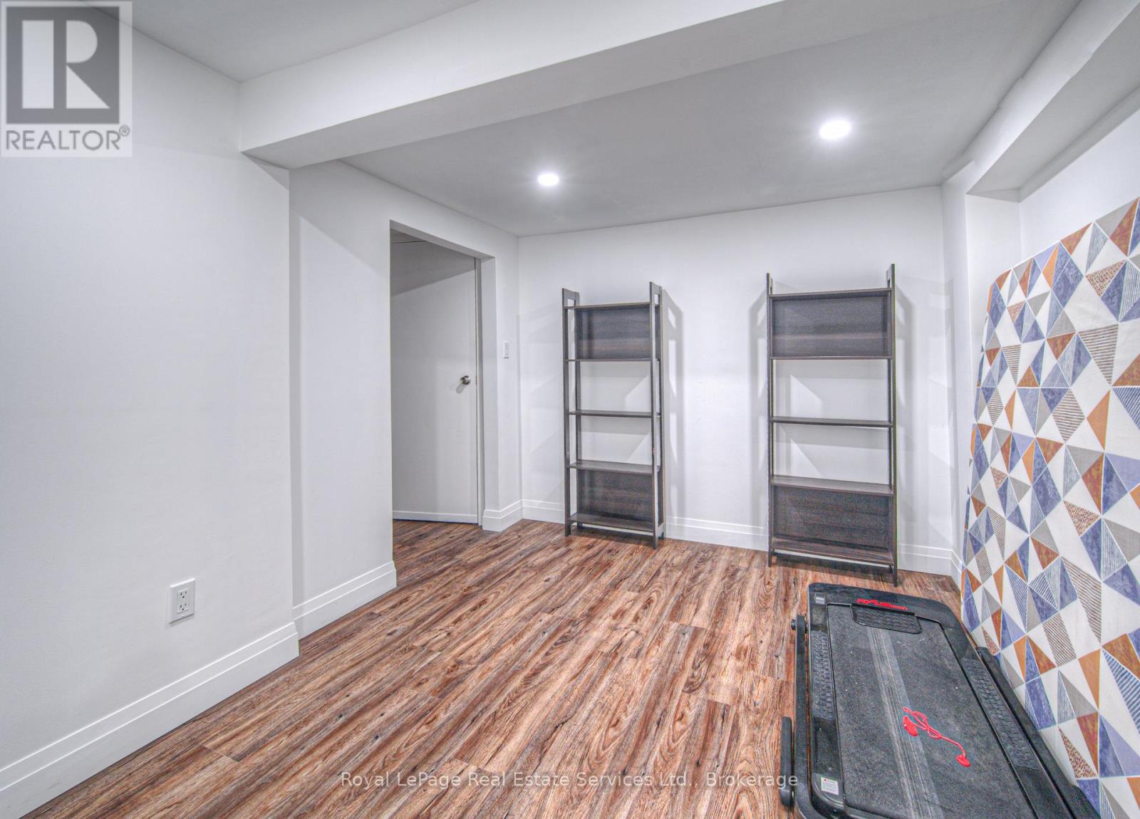 92 Adam Street, Cambridge, Ontario  N3C 2K6 - Photo 36 - X12833760