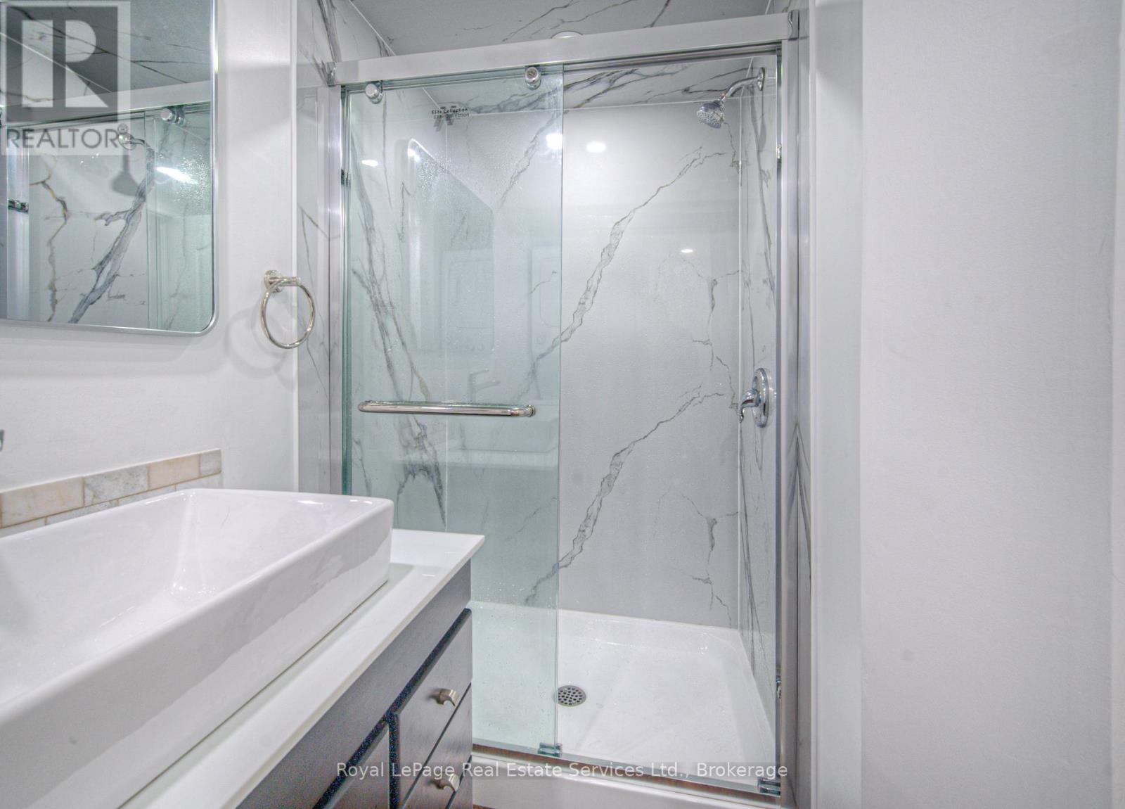 92 Adam Street, Cambridge, Ontario  N3C 2K6 - Photo 37 - X12833760