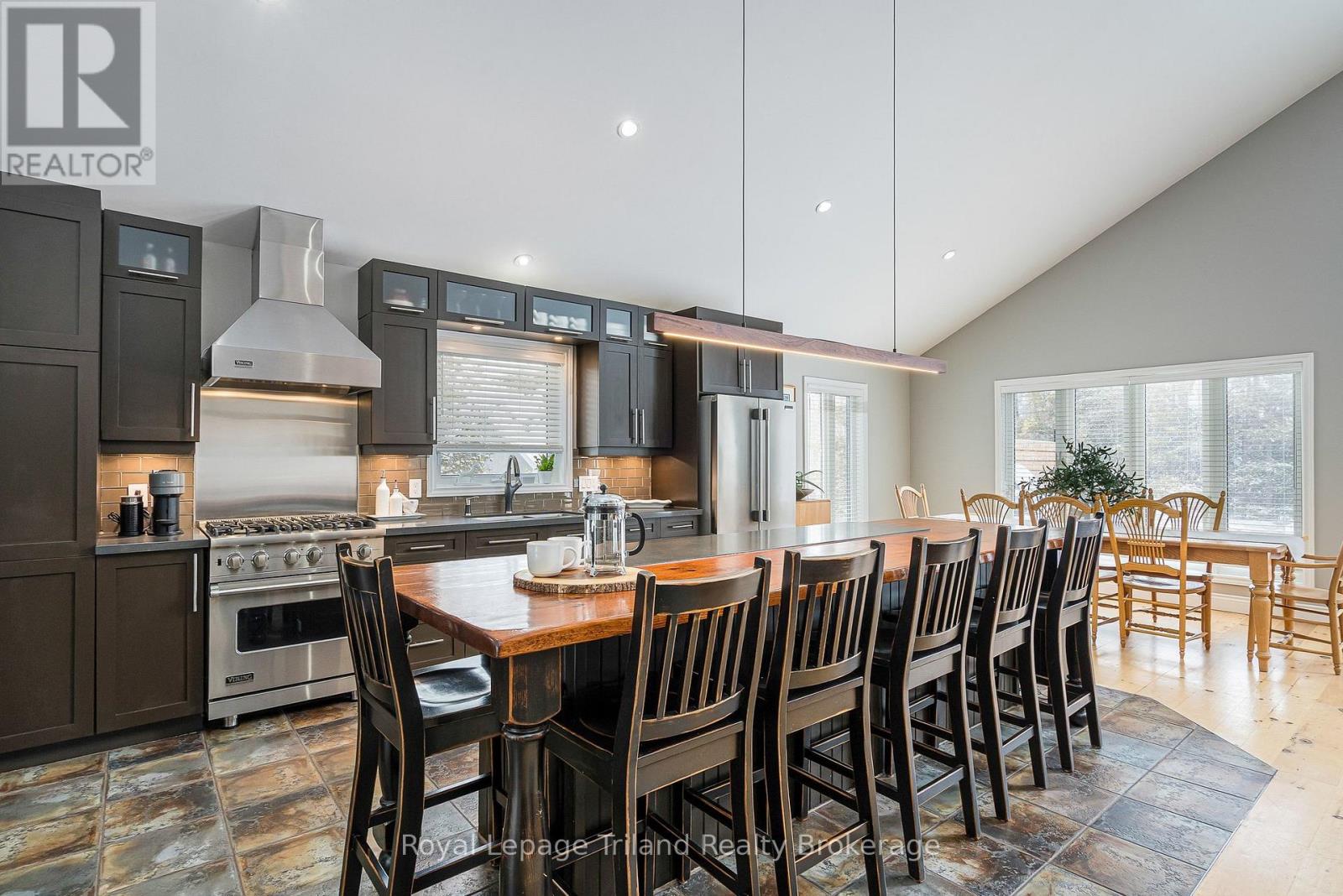 19 Trails End, Collingwood, Ontario  L9Y 5B1 - Photo 12 - S12833696