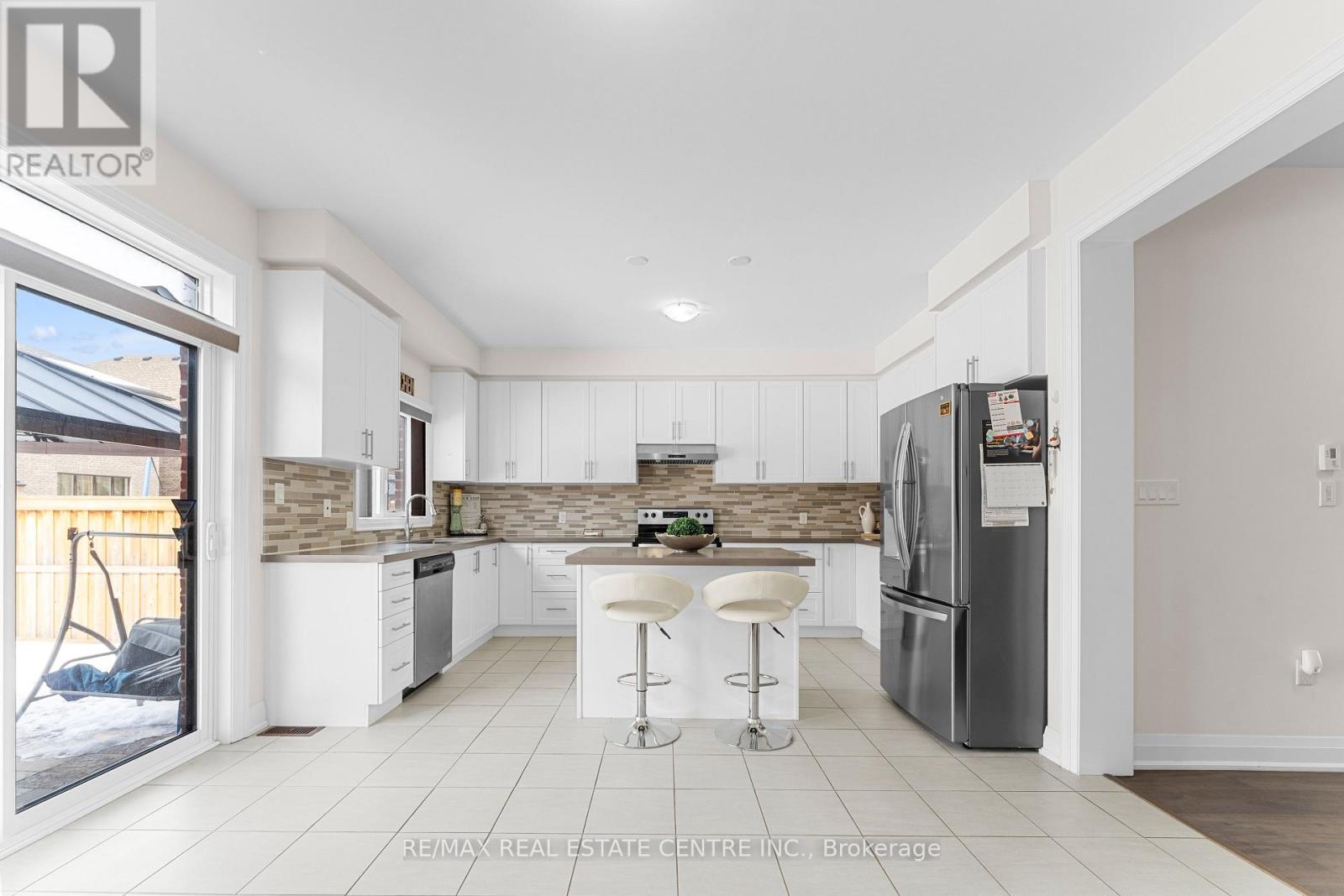 126 Crombie Street, Clarington, Ontario  L1C 4A1 - Photo 13 - E12815562